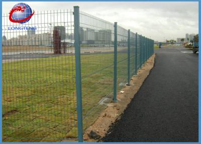 China Easy Installation Pvc Coated Welded Wire Mesh Fence With Rectangle Post for sale