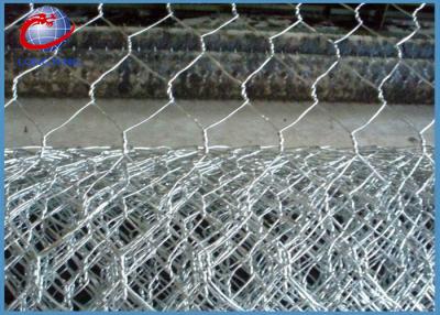 China Multi Colors Galvanised Chicken Wire Mesh , Rabbit Wire Mesh For Breeding for sale