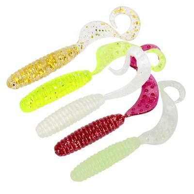 China 6.5cm2.4g Larva Capuchin PVC Soft Bait Wholesale Bionic Soft Artificial Bait China Freshwater Insect Multicolor for sale