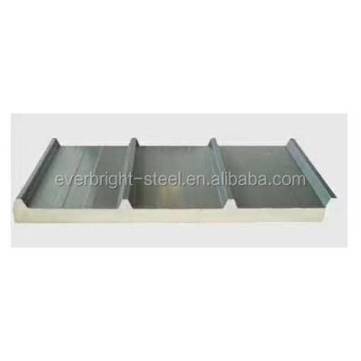 China 950MM PU Color Sandwich Panel Steel Color Roof Steel Sandwich Roof Panel for sale