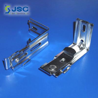 China Metal L Bracket + 49mm Clips, Zinc Plated Vertical Blind Parts For 8 Scissor Fork Type for sale