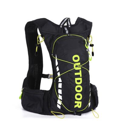 China Lightweight Wholesale Outdoor Trekking Sports Backpack Large Luxury Sports Large Travel Bag for sale