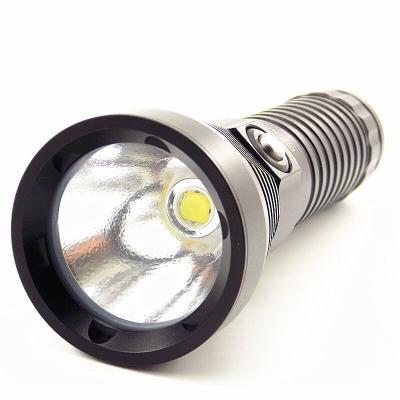 China XHP70.2 Underwater Light 26650 Flashlight 100M Aluminum Amphibious White Tactical Light Diving Light Scuba Diving Light for sale