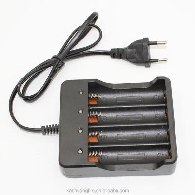 China Led Flashlights 4 Slots Battery Charger Smart Li-ion Battery Charger HD-007B For LED Flashlight 4 x 18650 Li-ion Batteries for sale