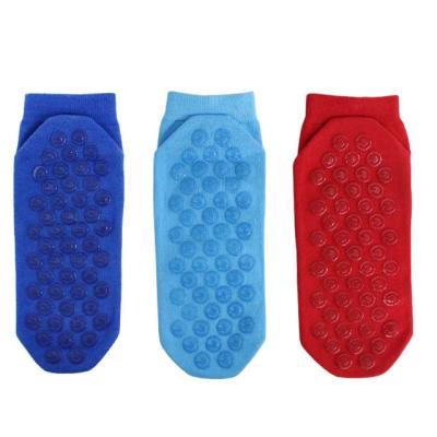 China Simple pure color sports distribution socks five-finger trampoline socks yoga non-slip glue socks QUICK-DRY for sale