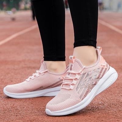 China 2023 Fashion Trend Mesh Ladies Shoes Sports Shoes Wholesale Hot Sale Casual Sneakers Low Price Running Shoes for sale