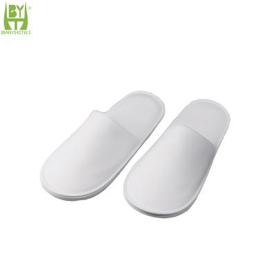 China Selling Lightweight Warm Disposable White Velvet Adult Hotel Slipper For Women Hotel for sale