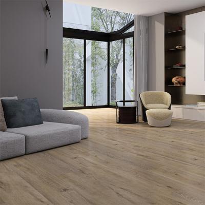 China Non Slip Moisture Proof Wood Looking Luxury Vinyl Plank Flooring With Click Lock for sale