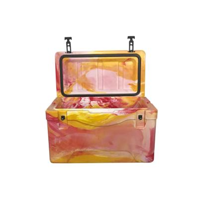 China LLDPE Familly Picnic Roto Mold Camouflage Ice Camouflage Chest Waterproof Material Custom Cooler Box Outdoor Cooler for sale