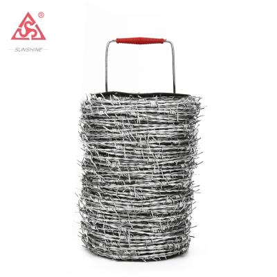 China High Quality Barb Wire Price Per Roll Protective Construction/Galvanized Barbed Wire Farm Fence for sale