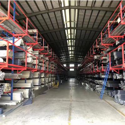 China Hot Selling Corrosion Protection Pallet Racking Metal Cantilever Racks For Warehouse Storage for sale