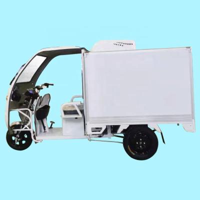 China 375-12 Tire Size Cargo Tricycle for Insulation Milk and Battery Driven Refrigeration for sale