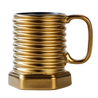 China Viable Personalized Design Screw Shaped Ceramic Mugs Luxury Gold Ceramic Coffee Mug For Office for sale