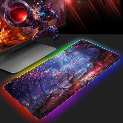 China HEATED Large Extended Gaming 800*300*4mm RGB Desktop Customized Mouse Pad for sale