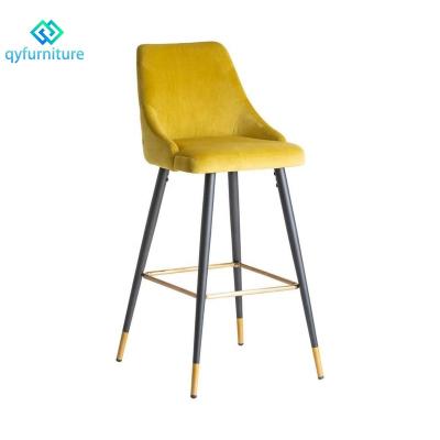 China Modern Commercial Grade Restaurant Furniture Button Velvet Modern Bar Stools With Black Steel Legs for sale