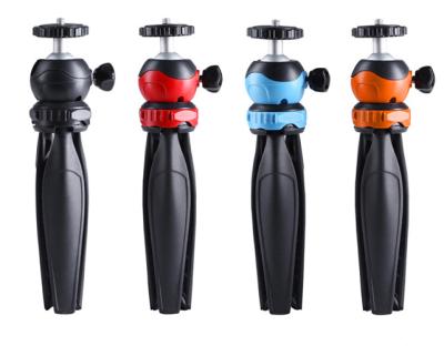 China PORTABLE Lightweight Portable Mini Tripod Phone Tripod Bases Desktop Camera for sale