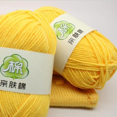 China Anti-bacteria Hot Sale Baby Cotton Cheap Yarn Fancy Fabric Milk Cotton Yarn Crochet 5ply 60% Cotton 40% Acrylic Knitting Yarn Wholesale for sale