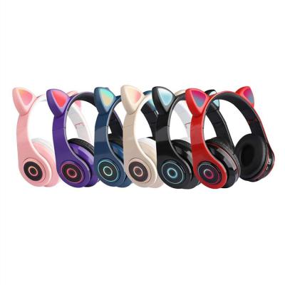 China Durable B39C Microphone TF Card Kids Game Girls Headset Cat Ear Cat Ear Headphones Macaron Wireless Headset for Girls for sale