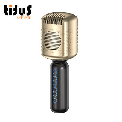 China Retro Headphone Mic Karaoke Wireless Party Singing Classic Handheld Microphone Recorder Party Speakers KM600 with Mic Karaoke Wireless Microphone for sale