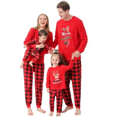 China High quality QUICK DRY Stain Goods Family Christmas Pajamas Long Sleeve New Family Suit Christmas Pajamas for sale