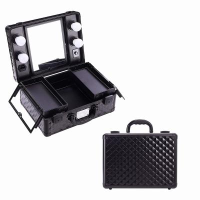 China Lady Makeup Case with Dimmable LED Bulbs and Tilt Mirror Lighted Handle Cosmetics Organizer Storage Case Box Travel Beauty Vanity Case for sale