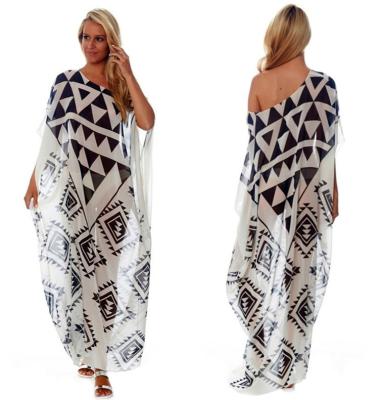 China Beautiful Plus Size Black White Geometric Pattern Plus Size Long Chiffon Kaftan Beach Dress for sale