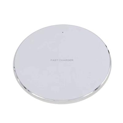 China Compatible with Dropshipping Bestselling 10w Qi Wireless Products Apple Samsung Mobile Phone Charging Pad Portable Fast Bottom Universal Wireless Charger for sale