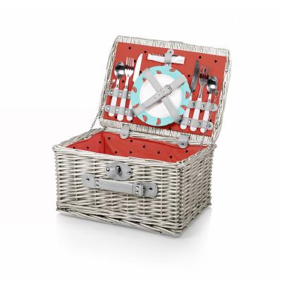 China Latest Factory Design Minimalist Wicker Picnic Basket With Lid Rectangular Padded Picnic Basket for sale