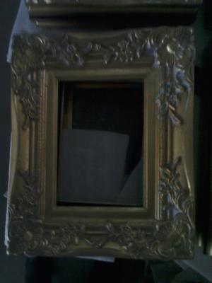 China vintage wooden photo frame,antique wooden photo frame for sale