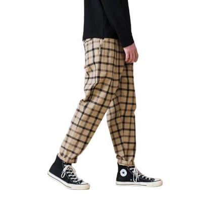 China Custom Woven Checked Elastic Waistband Buckle Anti-Wrinkle Label Loose Fit Retro Streetwear Style Loose Plaid Pants For Men for sale