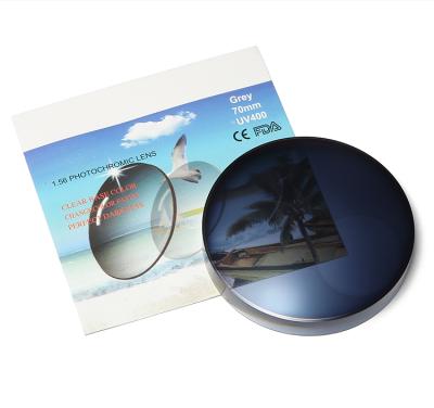 China TIANHE Photochromic Block Glass 1.56 Photochromic Blue Glass UV420 Wholesale CLEAR INDOOR Transition Gray Photochromic Glass for sale