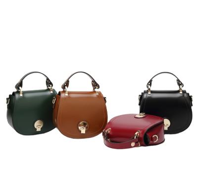 중국 2021 Fashion Wholesale Stretching Cross - Body Purses Cross - Body Waist Quality Handbag For Women Luxury Leather 판매용