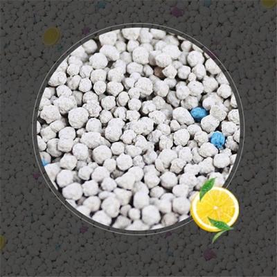 China Viable Wholesale Bentonite Cat Kitty Litter Sand Free Sample for sale