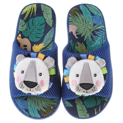 China Light Cute Cartoon Design Mesh Cloth Sandals Breathable Orthopedic Ladies Slippers for sale