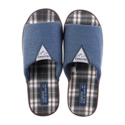 China 2023 Breathable New Design Spring Summer Pattern Knitting With Arch Support Slippers For Men for sale