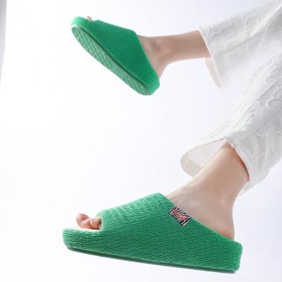 China Amazon 2023 Anti-slippery hot selling all knitting upper made with soft midsole slippers for women for sale