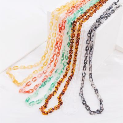 China Hiphop 2022 Women's Acrylic Cuban Chain Chunky Thick Acrylic Necklace For Rainbow Punk Hip Hop Jewelry Personality for sale