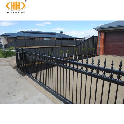 China Easily assembled wholesale price made in china lowes steel wrought iron fence panels for sale