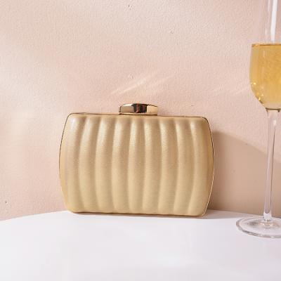 China High Quality Wedding Party High Quality Women Seize Gold Evening Leather Purse for sale