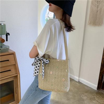 China Fashion Summer Simple Daisy Shoulder Bag Bowknot Beach Bag Ribbon Straw Bag for sale