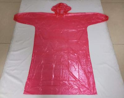 China 100% Waterproof PE Disposable Raincoat With Long Sleeve Waterproof Raincoat In Stock for sale