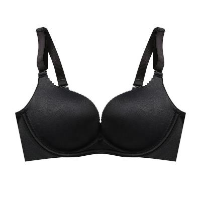 China Traceless Breathable Pure Color Bra Factory Supply Wear Panties And Underwear Top Bra For Women for sale