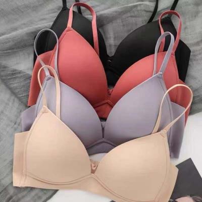 China Custom Multiple Color Sports Bra Soft Underwear One Piece Without Steel Ring for sale