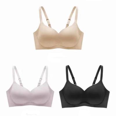 China New Girl's Comfortable Stable Bra One-Piece Design Underwear For Outdoor School for sale