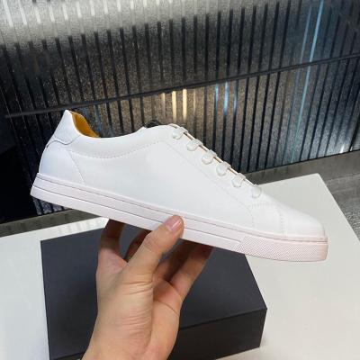 China Cushioning Branded Fashion Famous Custom Leather Sneakers Breathable Comfortable White Sneakers For Running Men Trend Casual Shoes for sale