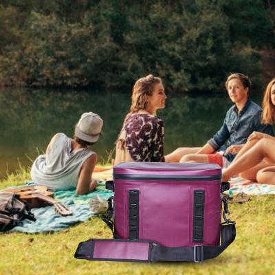 China Keep warm& New Design 30can Outdoor Wine Insulin Food Camping TPU Cake Fish Thermal Soft Portable Cooler Bag for sale