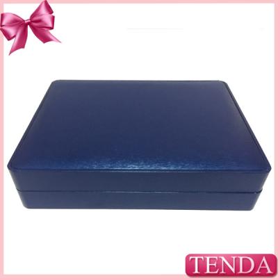 China Wholesale Retail Quality Leather Suede Jewelry Boxes Jewellery Presentation Boxes for sale