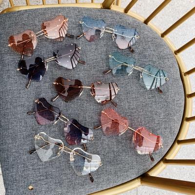 China Customized fashion sunglasses children's sunglasses and cheap glasses for girls and boys kids sunglasses 2020 kids for sale