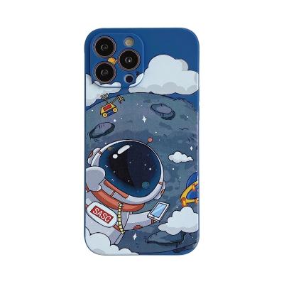 China Wholesale high quality ipnone Korea fashion phone case oil painting astronaut For shockproof 11 12 13 xs 13 max pro for sale