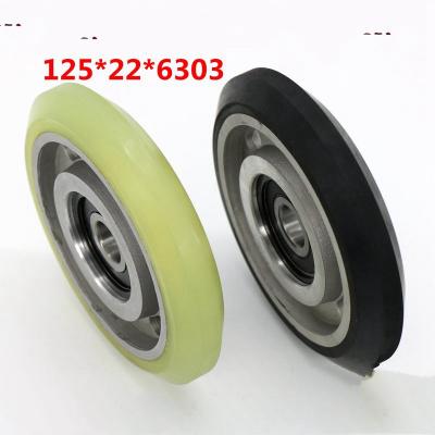 China 1pce OTIS Traditional Elevator Parts Rolling Guide Shoe AA24180 Wheel Diameter 125*22*6303 AQ1H651 for sale